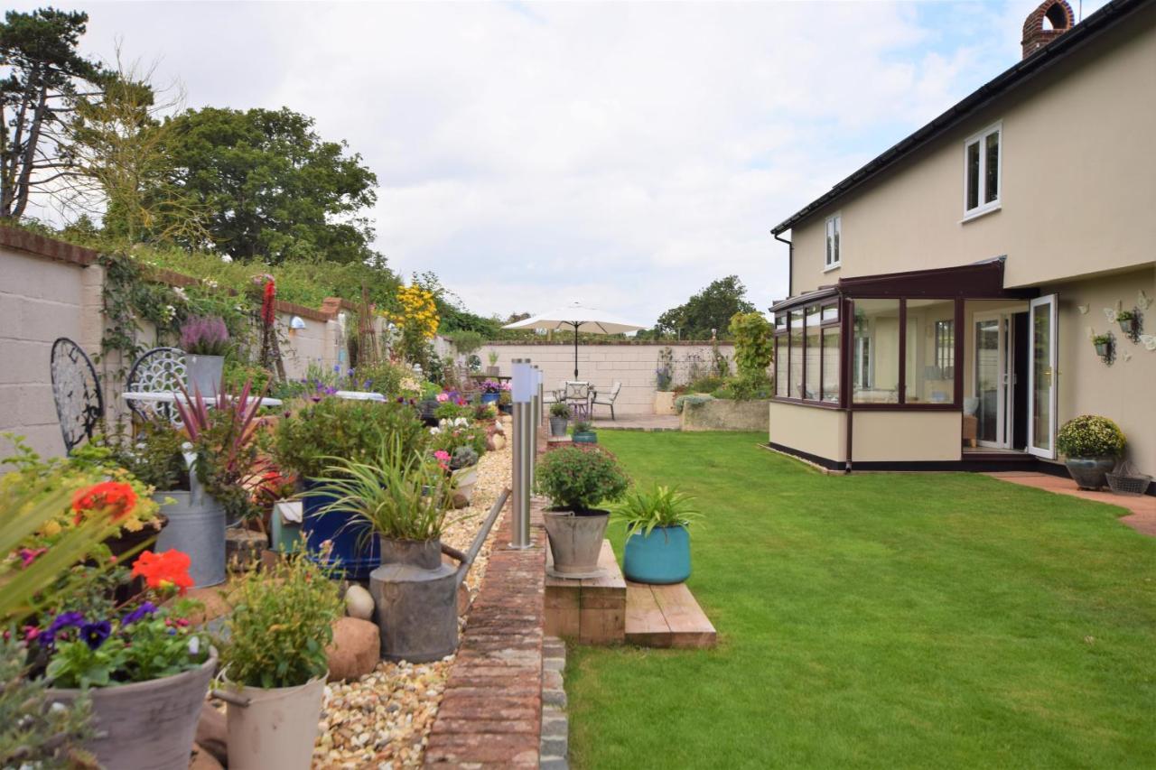 The Old Dairy B&B Lympstone Bagian luar foto